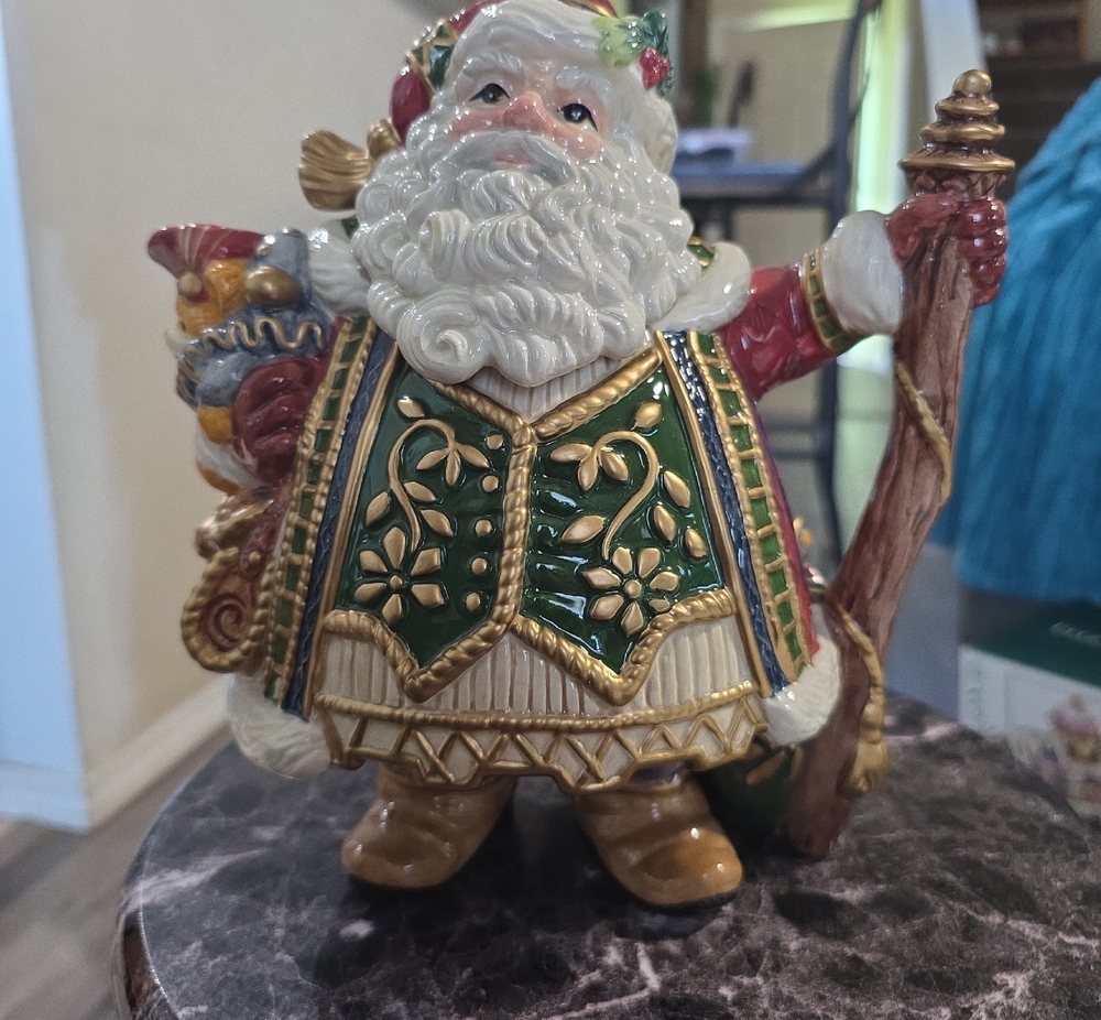 🤩 Uncommon 🤩 Fitz and Floyd Festive Santa Figurine in Red, Green & Gold!